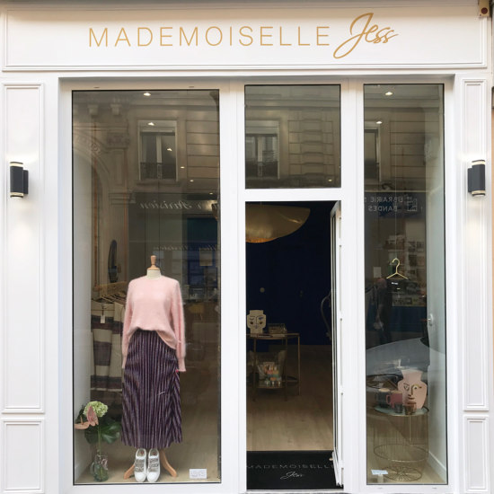 Mademoiselle Jess Paris